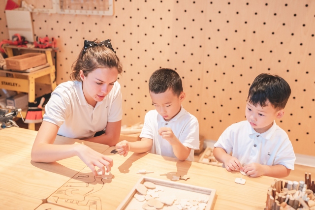 深圳双语幼儿园-木工活动