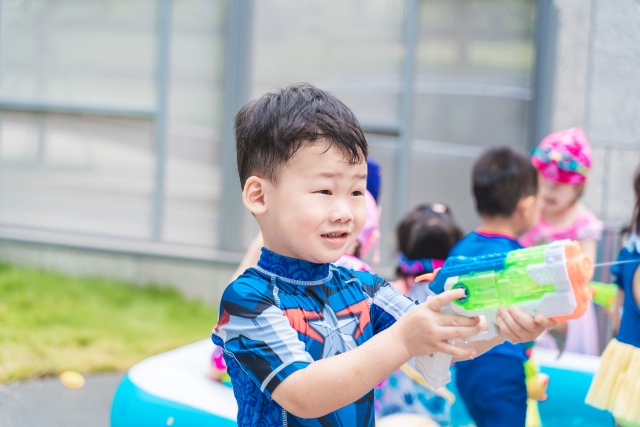 在深圳双语幼儿园，有多少人还不知道六一儿童节真正的意义？